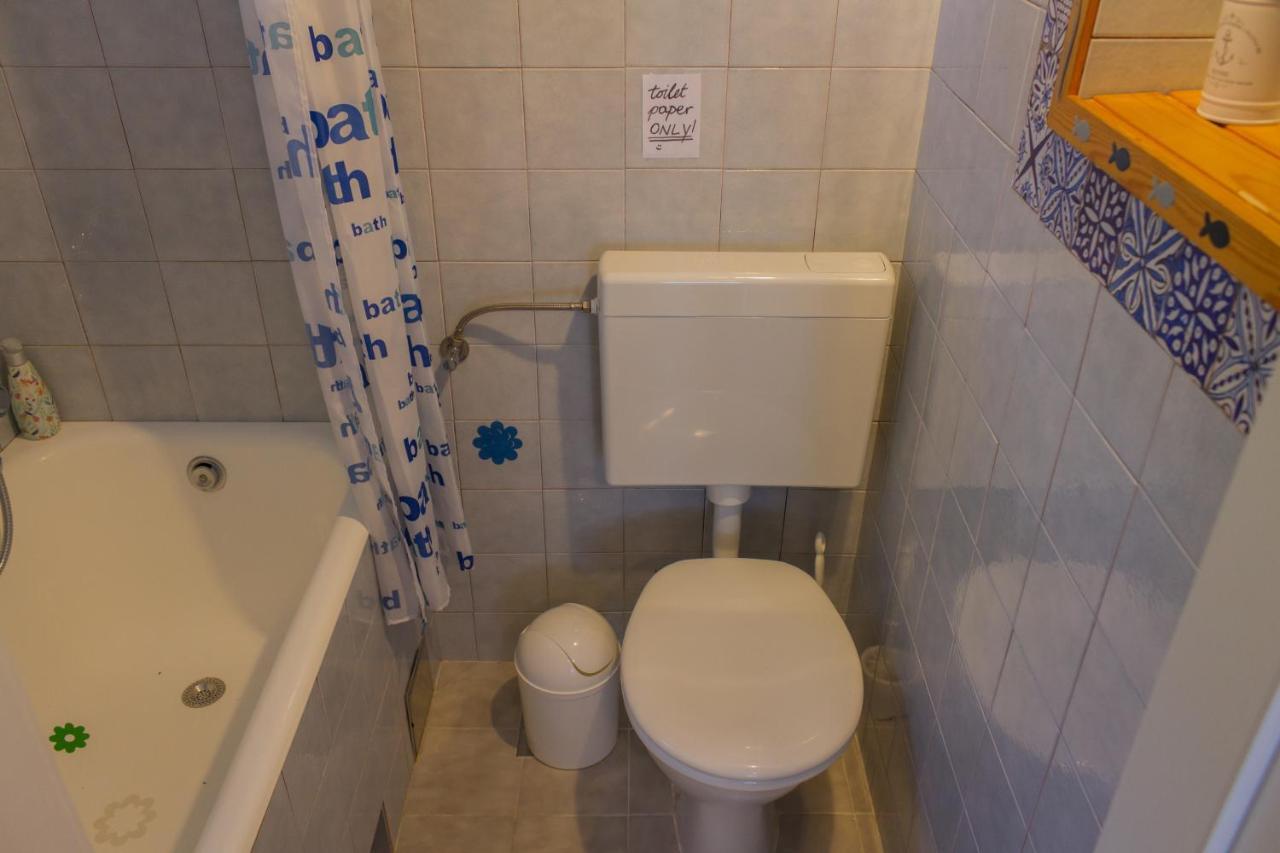 Apartments By The Sea Stomorska, Solta - 5190 Екстериор снимка