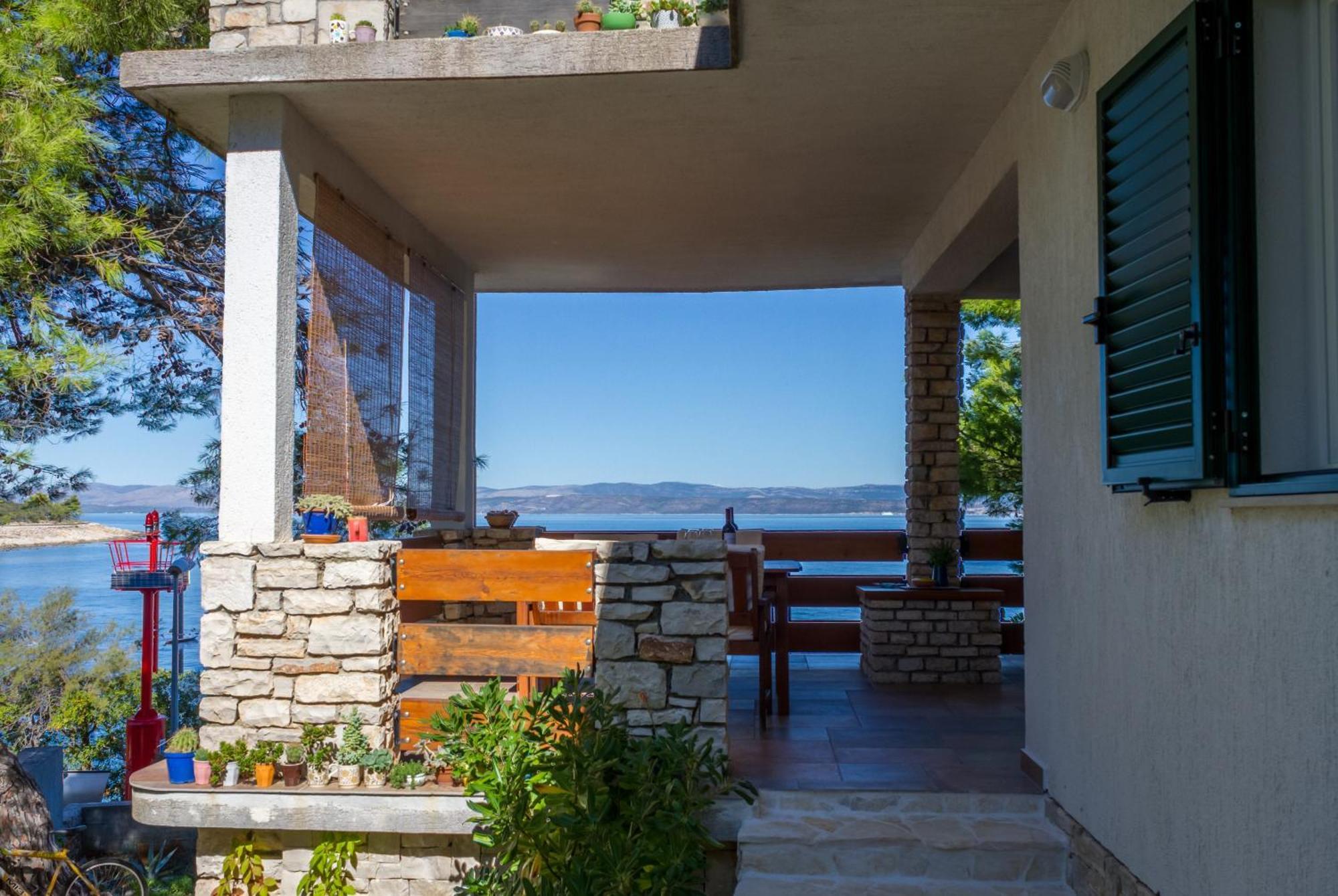 Apartments By The Sea Stomorska, Solta - 5190 Екстериор снимка